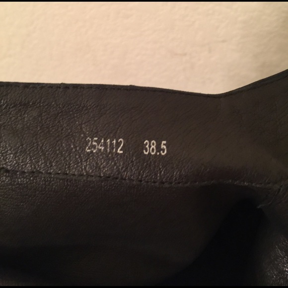 COPY - Claeyton wood black zip suede boots size 3… - Picture 5 of 8